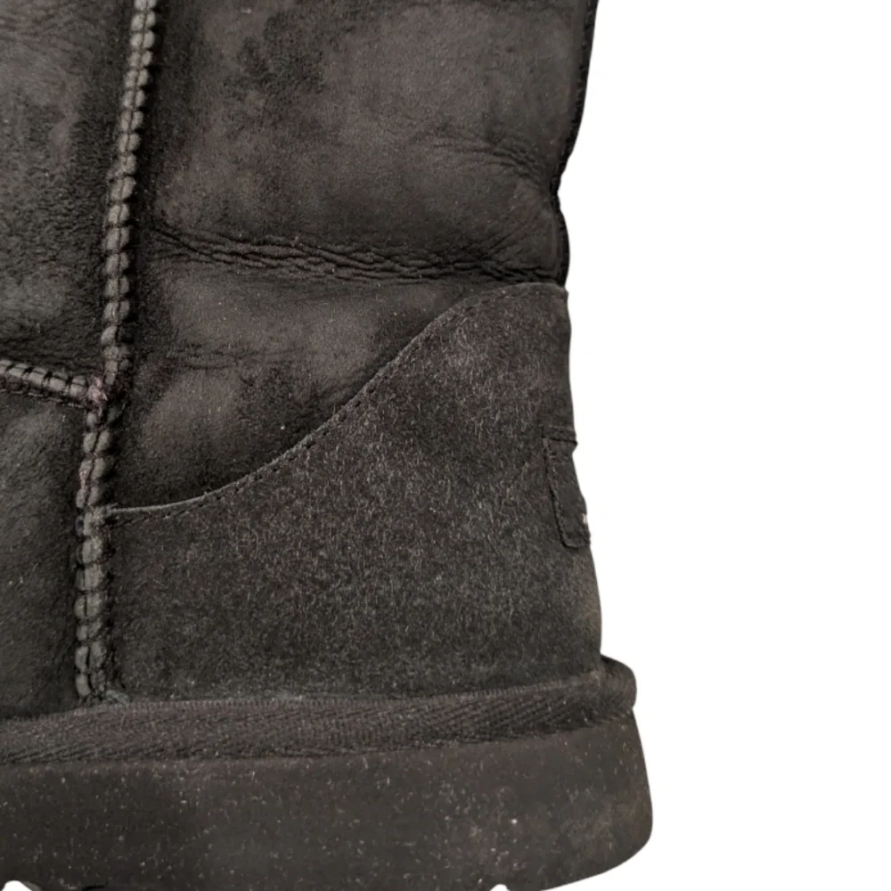 UGG Classic II Short Boots Black Suede Leather Shearling Lined Women's US Size 6